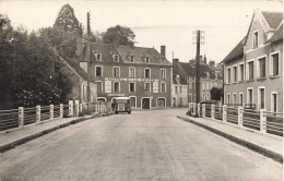 Rémalard * Entrée Du Pays * Village Route Automobile Camion Camionnette Citroën TUBE Tube CITROEN * Hôtel Poste - Remalard