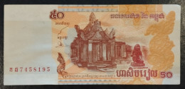 CAMBODIA - 50 RIELS (P52) 2002 + 100 RIELS (P53) 2001 - UNC - Cambogia