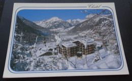 Châtel, Haute-Savoie - Portes Du Soleil - Vue Partielle Du Village; Au Fond, Le Mont Chauffé Et Les Cornettes De Bises - Châtel