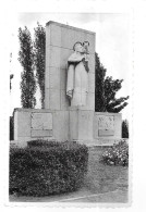 Roeselare. O.L. Vrouwmarkt. Bevrijdingsmonument 7/9/1944 (A18p59) - Röselare