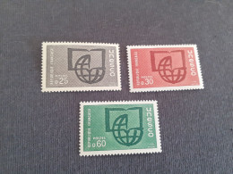 TIMBRES  DE  SERVICE  ANNEE  1966  N  36  A  38  COTE  2,50  EUROS  NEUFS  SANS  CHARNIERES - Nuovi