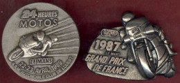 ** LOT  2  BROCHES  MOTO  1987 - 1989 ** - Motorräder