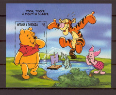 Disney Antigua & Barbuda 1998 Pooh, Tigger And Piglet In Summer MS MNH - Disney