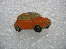 Pin's D'une Ancienne Fiat 500 De Couleur Orange - Fiat