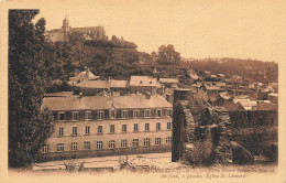 Fougères * école Notre Dame Des Marais Et Au Fond à Gauche , église St Léonard * Quartier - Fougeres