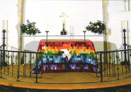 THE ALTAR FRONTAL, ST. LAWRENCE CHURCH, WINCHESTER, HAMPSHIRE. UNUSED POSTCARD Mm6 - Chiese E Conventi