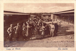 *CPA - 57 - BITCHE - Le Camp - Les Ecuries - Bitche