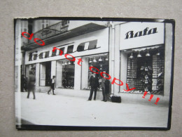 Kingdom Of Yugoslavia / Shoe Store " BATA "  (Old Real Photo With Clear Details ) - Yougoslavie