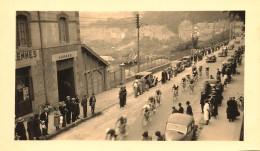 Fougères * Tour De France ? Course Cycliste * Photo Ancienne 12x7cm - Fougeres