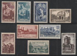 YT N° 386 à 394 - Neufs ** - MNH - Cote 182,50 € - Unused Stamps