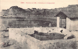 Yemen - ADEN - Barracks And Cliffs - A Muslim's Mornign Prayer - Publ. E. Chatard (French Publisher From Madagascar)  - Yemen