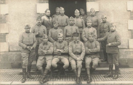 Nantes * Carte Photo Photographe DAVIGNON * Régiment Militaire * Militaria Militaires Soldats - Nantes