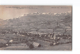 BARCELONNETTE - Vue Générale Et Les Casernes - Très Bon état - Barcelonnette