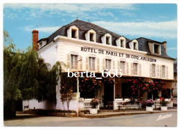 Hotel De Paris Et Du Coq Arlequin Saint-Céré Lot France - Alberghi & Ristoranti