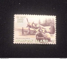 O) 1995 NORFOLK ISLAND, VP DAY,  FIGHTER PLANE EN ROUTE TO PACIFIC WAR, MNH - Norfolk Eiland