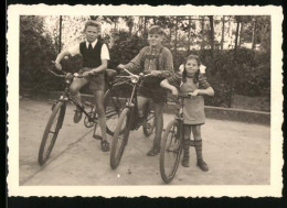 Fotografie Fahrrad, Knaben Und Mädchen Machen Eine Radtour, Belo, Bike, Bicycle  - Cycling