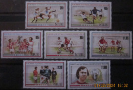 NIUE ~ 1988 ~ S.G. NUMBERS 664 - 670. ~ FOOTBALL. ~ MNH #03517 - Niue