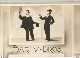 CF / Vintage Old Circus Photo // Carte Photo Cirque Attraction // Barty- Bros LES BARTROS - Sonstige & Ohne Zuordnung