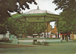 59 MERVILLE LE KIOSQUE A MUSIQUE - Merville