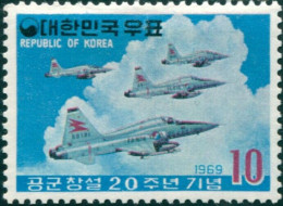 Korea South 1969 SG816 10w Jet Fighters MLH - Corée Du Sud