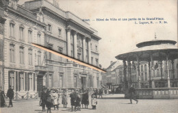 AAlst, Alost, Hotel De Ville Et Une Partie De La Grand Place, 2 Scans - Aalst