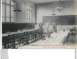 02 . Aisne :   Hirson : école Primaire  De Jeunes Filles : Salle De Travaux Pratiques . - Hirson