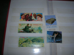 Chine China Carnet Livret Neuf ** Anniversaire UPU 1974 Ballet 1973 Et Objet De Fouilles 1973 ( BE Mais Plis Sur Un TP ) - Ungebraucht