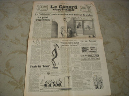 CANARD ENCHAINE 2238 11.09.1963 HITCHCOCK Les OISEAUX THEATRE DAME Aux CAMELIAS - Politics