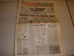 CANARD ENCHAINE 4447 18.01.2006 ROYAL VILLEPIN GIESBERT Robert ROCHEFORT CREDOC - Politique