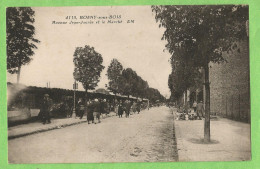 A161  CPA  ROSNY Sous  BOIS (Seine Saint Denis) Avenue Jean-Jaurès Et Le Marché   ++++++ - Rosny Sous Bois