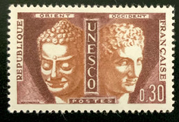 1965 FRANCE N 24 UNESCO ORIENT - OCCIDENT 0,30F - NEUF** - Neufs