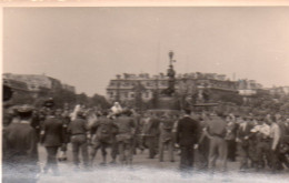 Photographie Photo Vintage Snapshot Libération WW2 Paris Blindé - War, Military