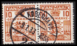 1930. DANMARK.  GEBYR. Late Fee. 10 Øre Brown.  Fine Pair Cancelled KØBENHAVN 9.1.33. (Michel V16 ) - JF545140 - Segnatasse