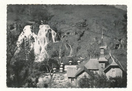 39 // BAUME LES MESSIEURS   Cascades Des Tufs   Hotel Des Grottes  CPSM GRAND FORMAT EDIT JAVELOT - Baume-les-Messieurs