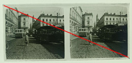 Photo Sur Plaque De Verre, Toulouse, Place Du Capitol, Rue, Tramway, Centre, Pavées, Rails, Voiture, Bus, Années 1930. - Glasdias