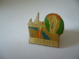 PIN'S PINS PIN PIN’s ピンバッジ  LOURDES - Steden