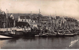 14 - Port En Bessin - SAN22638 - Les Quais Et La Flottille - CPSM 14X9 Cm - Port-en-Bessin-Huppain