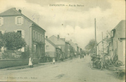 CPA CP 90 Territoire De Belfort Danjoutin Rue De Belfort Café Cachet Guerre 14 5e Régiment Territorial D'infanterie - Danjoutin