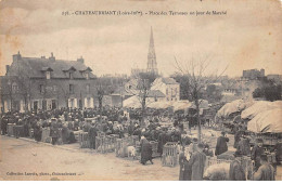 44 - CHATEAUBRIANT - SAN25419 - Place Des Terrasses Un Jour De Marché - Châteaubriant