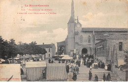 31 - PIBRAC - SAN27329 - Pèlerinage - L'Arrivée D'un Pèlerinage à L'Eglise - Pibrac