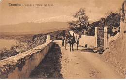 ITALIE - MESSINA -  SAN26532 - Strada E Veduta Del Etna - Messina