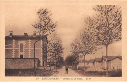 33 - ARES - SAN30497 - Avenue De La Gare - Arès