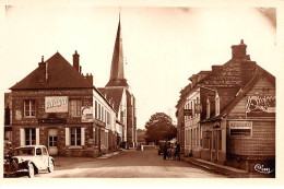 76 - Offranville - SAN23059 - Rue De L'Eglise -  CPSM 14X9 Cm - Offranville