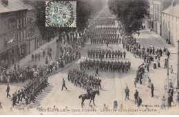 08 - CHARLEVILLE - SAN31603 - Cours D'Orleans - La Revue Du 14 Juillet - Le Défilé - Charleville