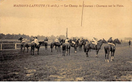 78 - MAISON LAFFITTE - SAN29996 - Le Champ De Courses : Les Chevaux Sur La Piste - Maisons-Laffitte