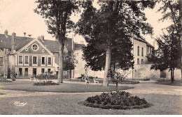 77 - LA FERTE GAUCHER - SAN41644 - Le Square De La Mairie - - La Ferte Gaucher