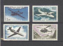 POSTE AERIENNE - Série De 4 Timbres -  Yvert 38 à 41 - Neufs Sans Traces De Charnières - Gomme Intacte - 1960-.... Nuevos