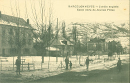 CPA CP 04 Alpes De Haute Provence Barcelonnette Jardin Anglais Ecole Libre De Jeunes Filles - Barcelonnetta