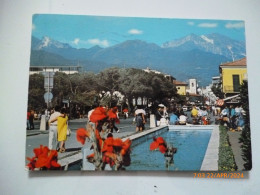 Cartolina Viaggiata "FORTE DEI MARMI  Via Spinetti - Panorama" 1987 - Lucca