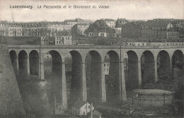 LUXEMBOURG - La Passerelle Et Le Boulevard Du Viaduc - Carte Postale Ancienne - Sonstige & Ohne Zuordnung